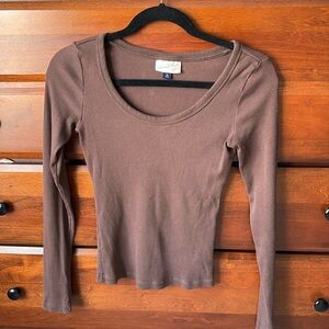 Universal Thread Scoop Neck Long Tee XS